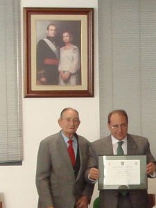 Homenaje al general retirado Isabelino Cáceres