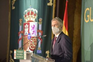 Lee más sobre el artículo El ministro Grande-Marlaska preside el acto conmemorativo por el 175 aniversario de la Cartilla del Guardia Civil