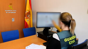 Lee más sobre el artículo Detenido en Canarias un falso empresario que abusaba sexualmente de sus víctimas en las entrevistas de trabajo