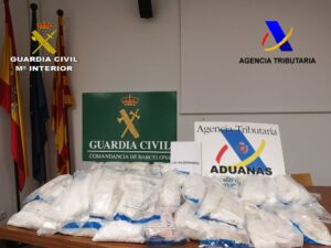 Desarticulada una organización criminal que introducía cocaína en Europa a través del puerto de Barcelona