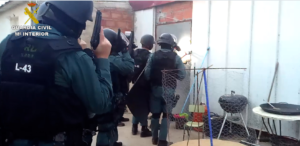 Lee más sobre el artículo La Guardia Civil desmantela una importante organización criminal dedicada a favorecer la inmigración irregular entre Argelia y España