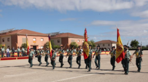 El ministro del Interior preside en Baeza la Jura de Bandera de 1.533 futuros guardias civiles, de una promoción de 1.984 alumnos