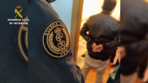 La Guardia Civil detiene en Sevilla a una persona inmersa en un avanzado proceso de radicalización yihadista