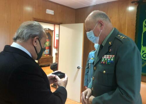 La FNHGC otorga su Insignia de Oro al general Pedro Garrido, jefe de la 7ª Zona de la Guardia Civil (9 de febrero de 2021)